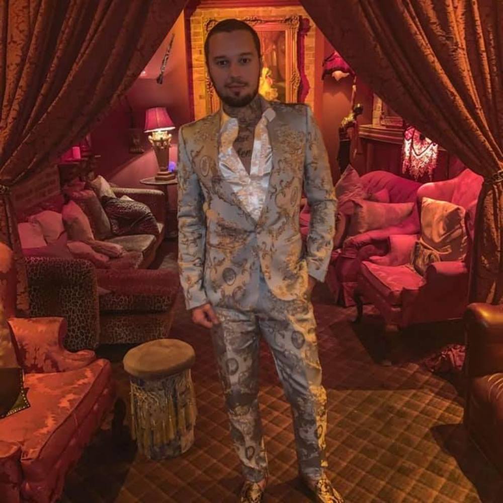 Meet your Posher, Jason